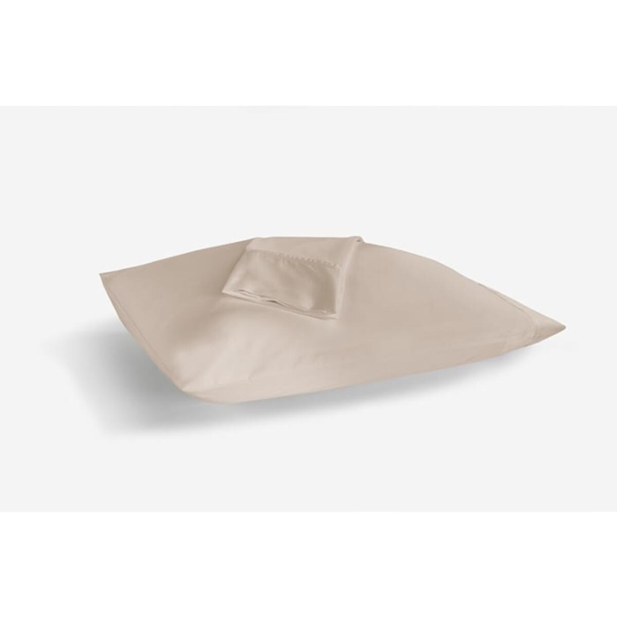 Hyper-Cotton Pillowcase Set Hyper-Cotton Pillowcase Set - Image 1