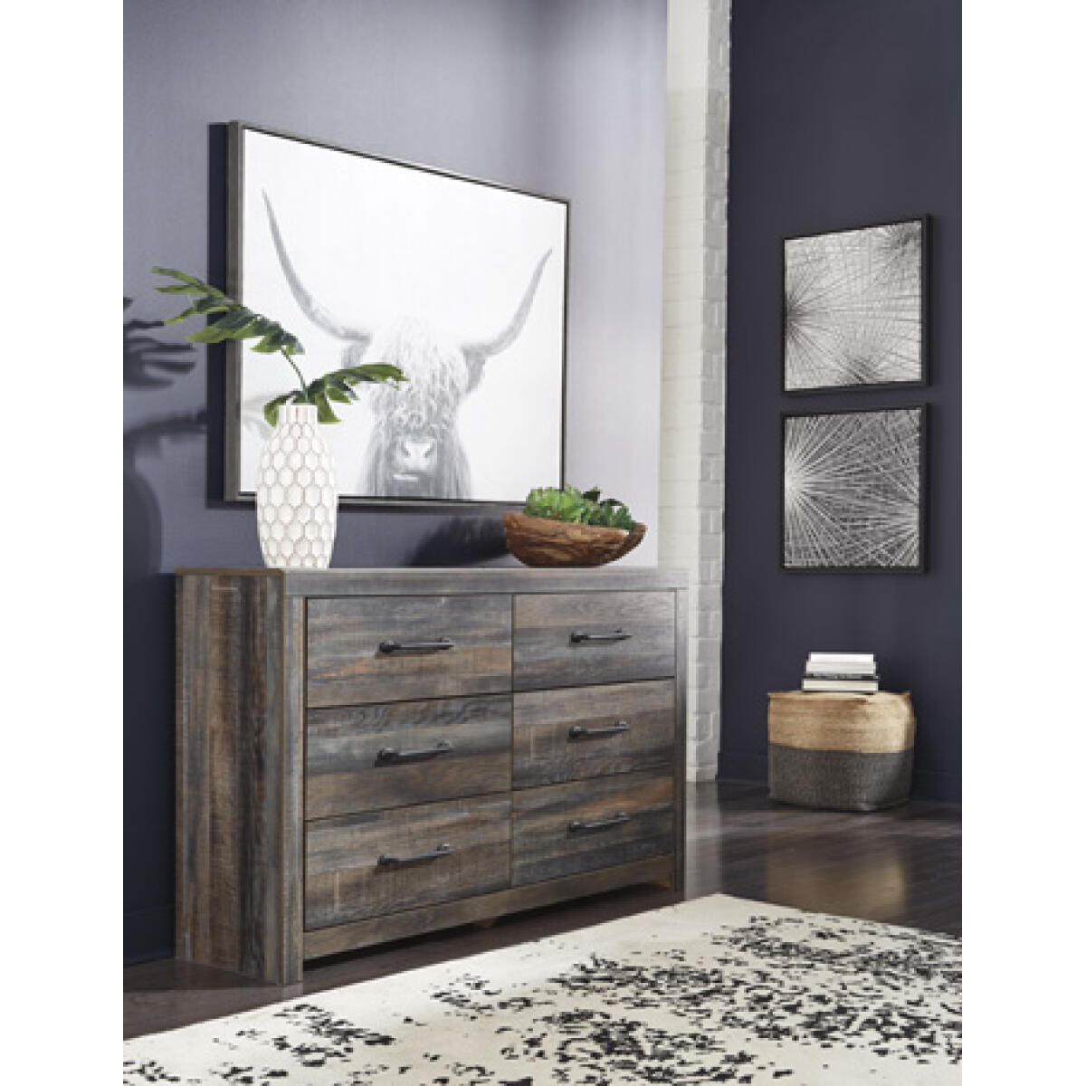 1abbbf56948cb5cf424f791ebecc70e5 Drystan Dresser - Image 1