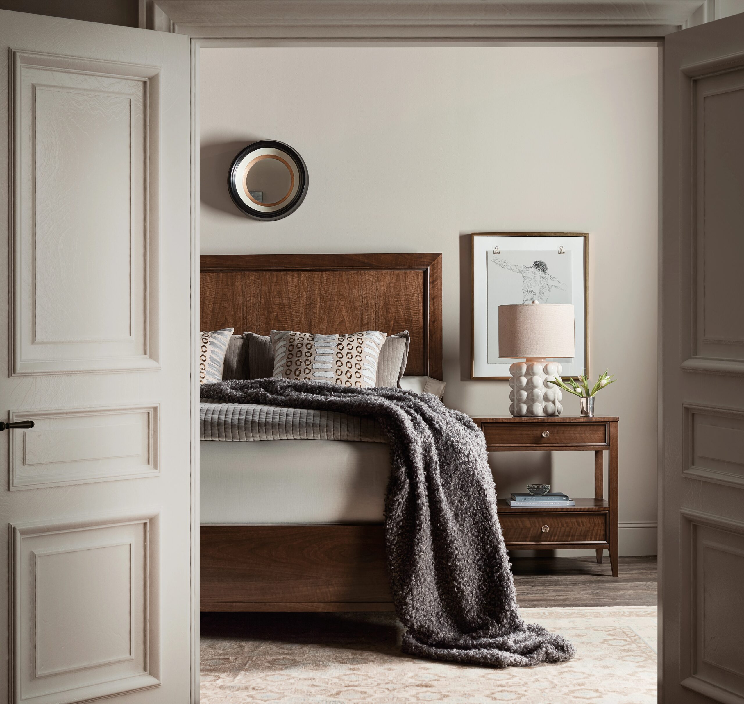 c19e8efd637a29e5a3af9df59b1b5ef0 Archives King Panel Bed - Image 1